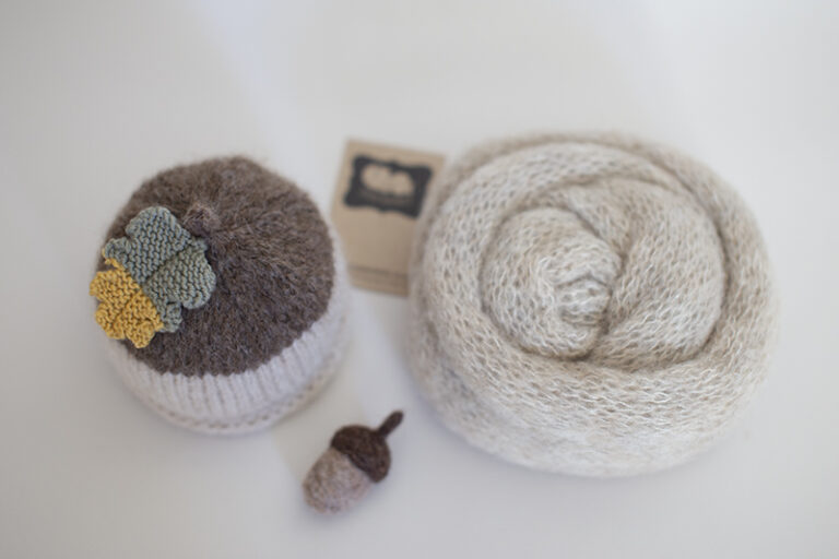 Little Acorns Knot Hat main image 1